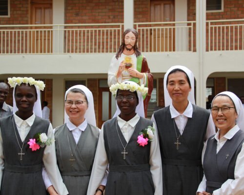 Newly Professed Sisters with General Mother